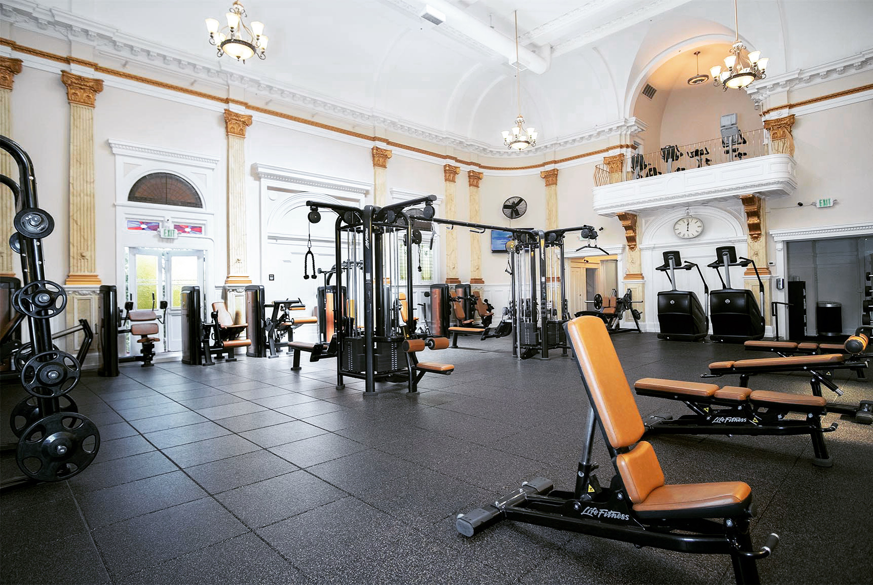 LOCATIONS - Live Fit Gym